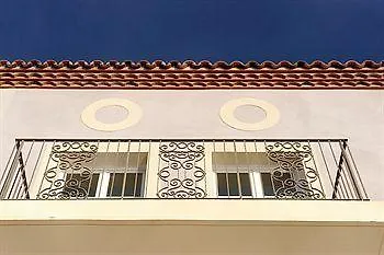 Port Rive Gauche Aparthotel